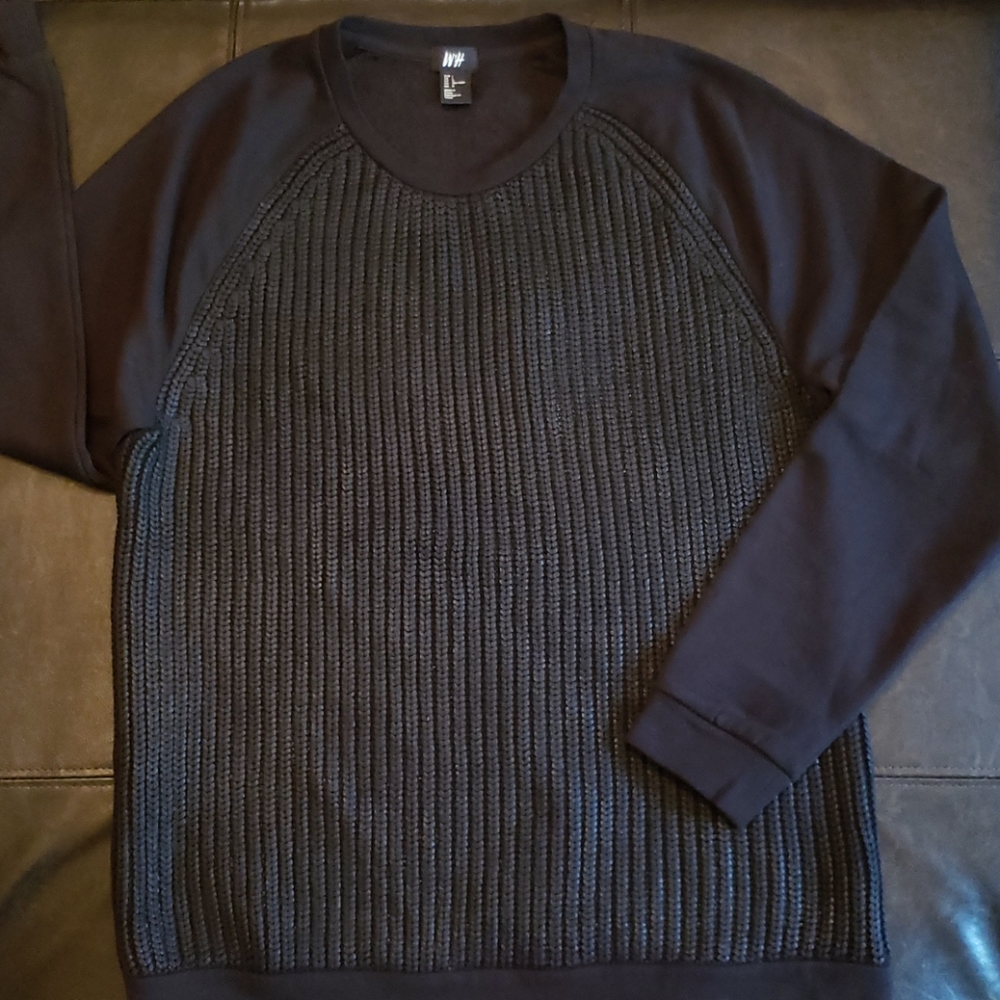 Mens sweatshirt! - Picture 2 of 5